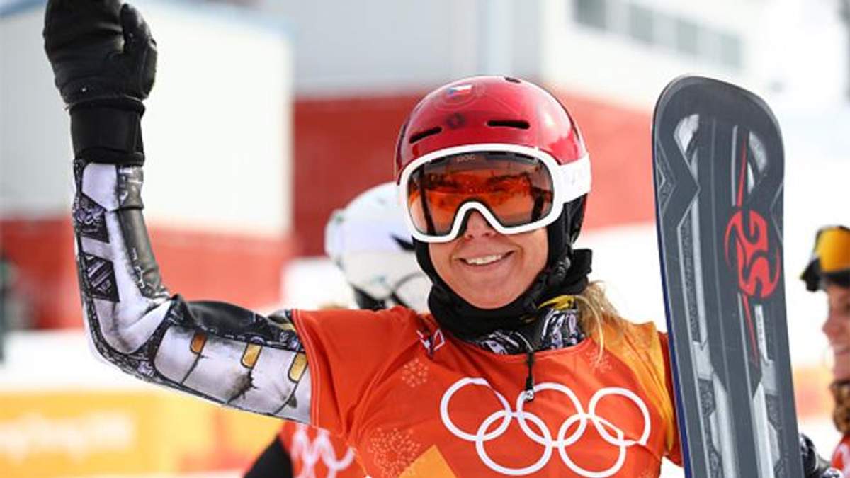 Чешская спортсменка стала первой в истории зимних Олимпиад чемпионкой в двух разных видах спорта