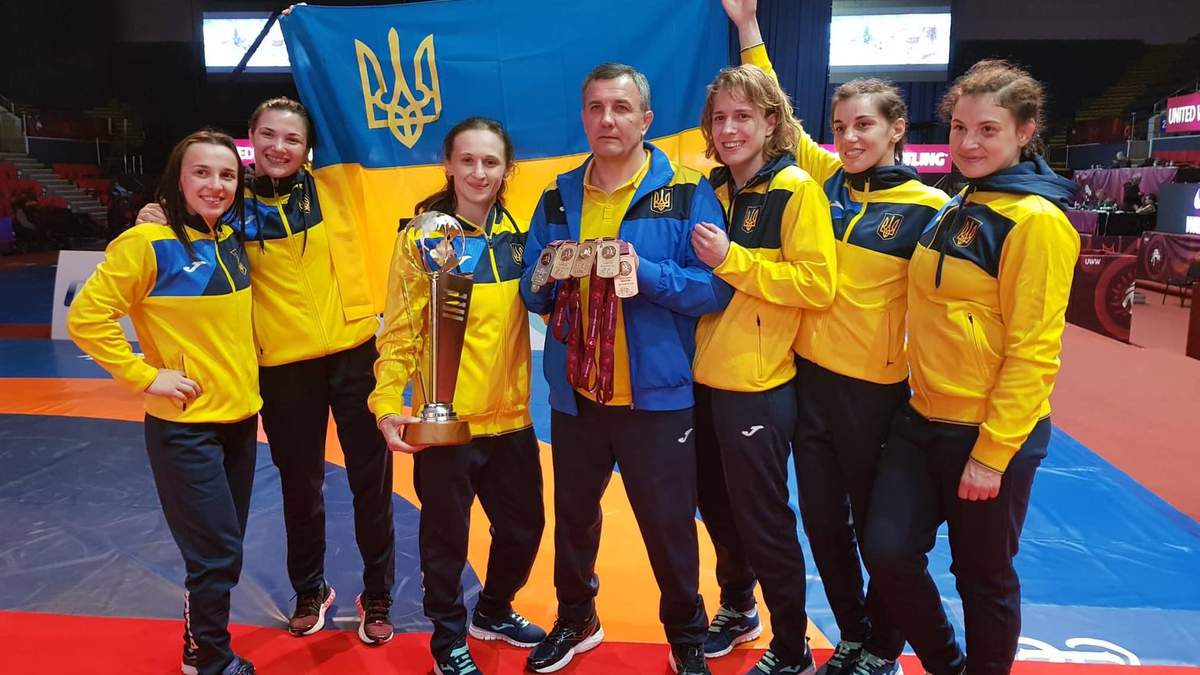 Женская сборная Украины триумфально завершила чемпионат Европы по вольной борьбе