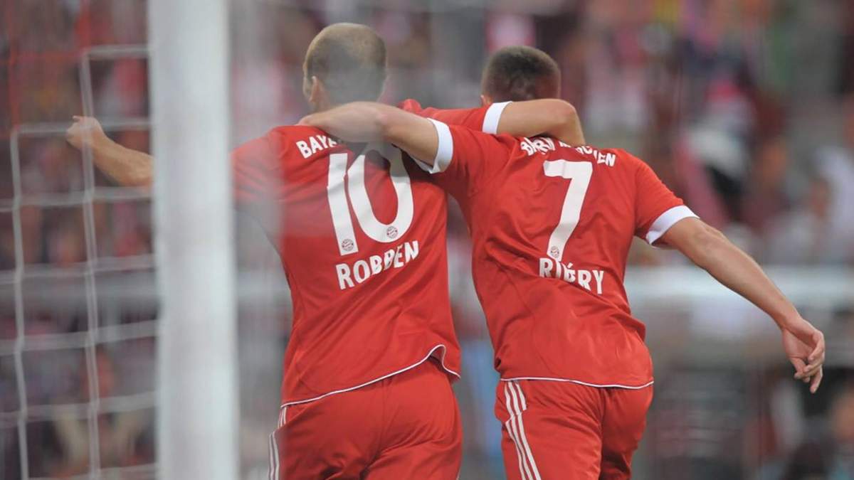 "Баварія" зворушливо оголосила про відхід зіркового футболіста: відео