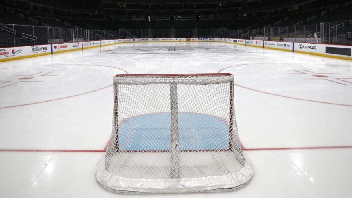 НХЛ може догравати свій сезон влітку: офіційна заява