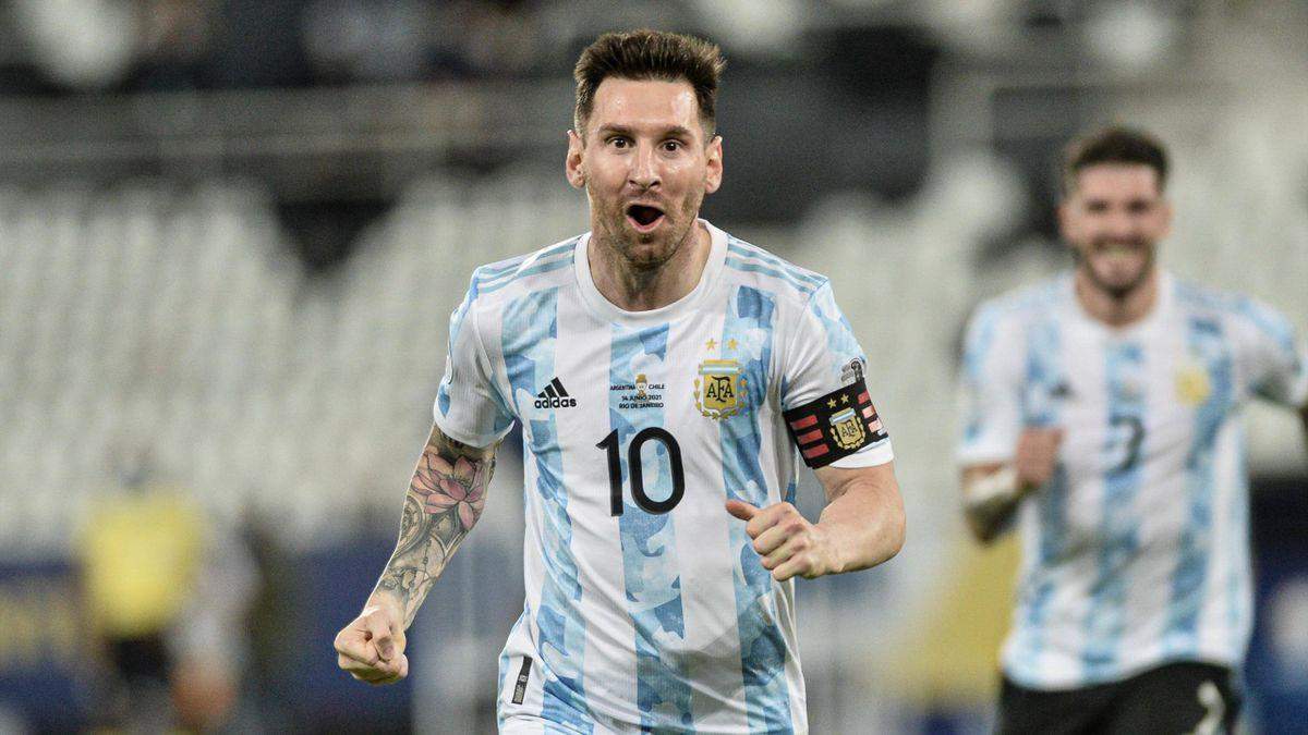 Месси забил два гола в матче Аргентина - Боливия - видео