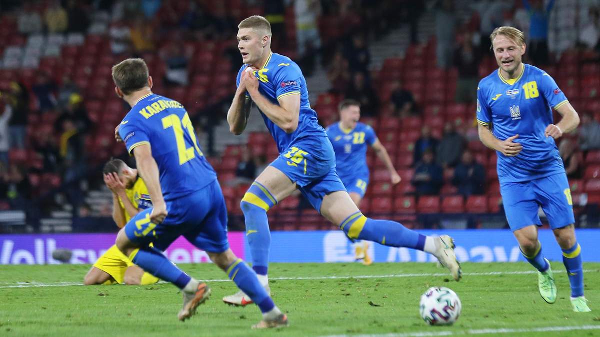 Украина - Швеция: Довбик забил самый поздний гол на Евро-2020