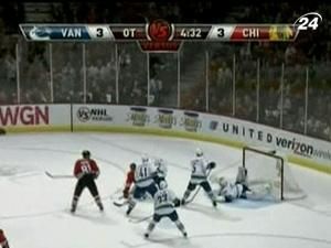 "Чикаго" одержало третью подряд победу над "Ванкувером" "Чикаго" одержало третью подряд победу над "Ванкувером"