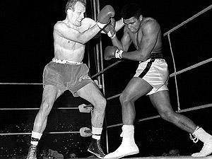 Помер боксер, який відправив у нокдаун Мохаммеда Алі Помер боксер, який відправив у нокдаун Мохаммеда Алі