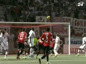 "Лілль" відірвався від "Марселя" на 4 очки "Лілль" відірвався від "Марселя" на 4 очки