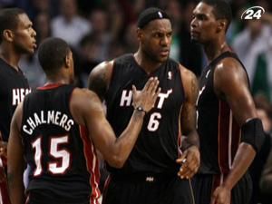"Майами Хит" - в шаге от выхода в финал конференции "Майами Хит" - в шаге от выхода в финал конференции