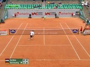 Флориан Майер уверенно переиграл Виктора Троицки Флориан Майер уверенно переиграл Виктора Троицки