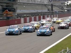 Роберт Хаф виграв обидві гонки у Монці Роберт Хаф виграв обидві гонки у Монці