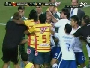 Голкипер Хесус Корона исключен из состава сборной Мексики Голкипер Хесус Корона исключен из состава сборной Мексики