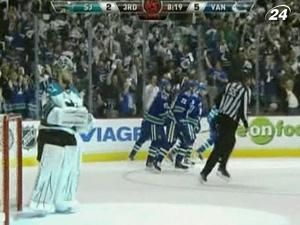 У фіналі Заходу "Ванкувер" удруге переграв "Сан-Хосе" У фіналі Заходу "Ванкувер" удруге переграв "Сан-Хосе"