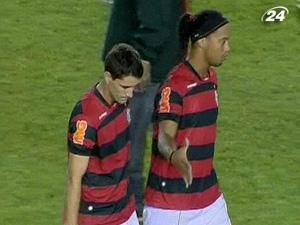 "Фламенго" с разгромной победы стартовал в чемпионате Бразилии "Фламенго" с разгромной победы стартовал в чемпионате Бразилии