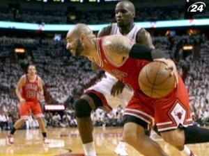 "Майами Хит" - впереди в полуфинальной серии "Майами Хит" - впереди в полуфинальной серии