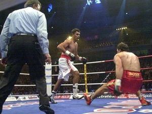 Володимир Кличко: Віталій радив мені "зав'язувати" із боксом Володимир Кличко: Віталій радив мені "зав'язувати" із боксом