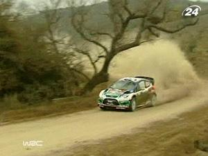 Себастьян Ожье из "Citroen Total" вышел в лидеры