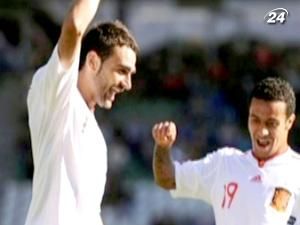 Дубль Адріана приніс Іспанії перемогу над чехами Дубль Адріана приніс Іспанії перемогу над чехами