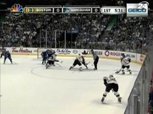 "Бостон" впервые за 39 лет стал обладателем Кубка Стэнли "Бостон" впервые за 39 лет стал обладателем Кубка Стэнли