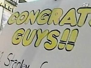 "Бостон Брюинз" привезли Кубок Стэнли в родной город "Бостон Брюинз" привезли Кубок Стэнли в родной город