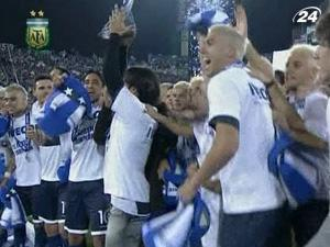 "Велес" отпраздновал чемпионство победой