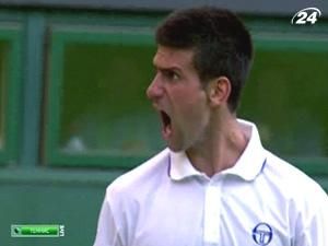 Новак Джоковіч продовжує переслідування Рафаеля Надаля Новак Джоковіч продовжує переслідування Рафаеля Надаля