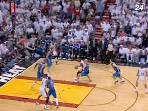 "Майами" выиграл первый финальный матч у "Далласа"