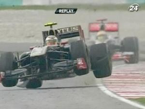 Нік Гайдфельд може втратити місце бойового пілота Нік Гайдфельд може втратити місце бойового пілота