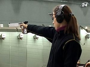 Снайперку Олену Костевич НОК визнав спортсменкою травня Снайперку Олену Костевич НОК визнав спортсменкою травня