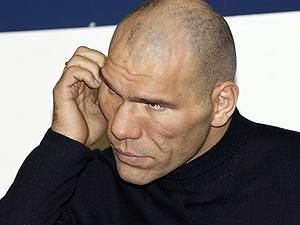 Валуев: Хэю нужны только деньги Валуев: Хэю нужны только деньги