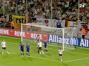 Жіноча збірна Німеччини з футболу програла японкам Жіноча збірна Німеччини з футболу програла японкам