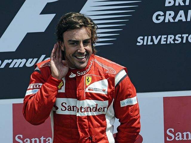 Фернандо Алонсо перервав переможну серію „Red Bull“ Фернандо Алонсо перервав переможну серію „Red Bull“