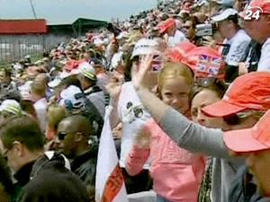 Гран-при Формулы-1 в Великобритании посетило рекордное количество фанатов 