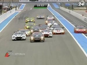 Михаэль Крум и Лукас Лур выиграли четвёртую гонку в сезоне Михаэль Крум и Лукас Лур выиграли четвёртую гонку в сезоне