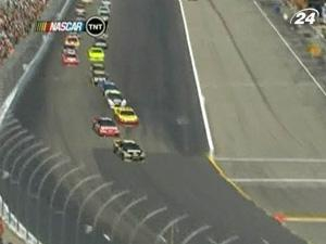 Райан Ньюман первый выиграл гонку, стартовав с поула