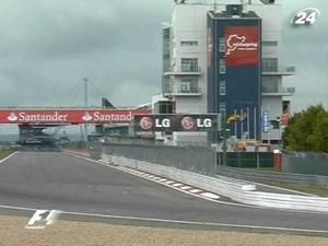 Берні Еклстоун зменшив ціну за місце в календарі для Нюрбургринга Берні Еклстоун зменшив ціну за місце в календарі для Нюрбургринга