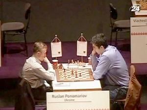 У 6-му турі шахового турніру Пономарьов чорними поступився Гірі У 6-му турі шахового турніру Пономарьов чорними поступився Гірі