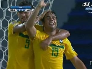 Сборная Бразилии разгромила австрийцев Сборная Бразилии разгромила австрийцев