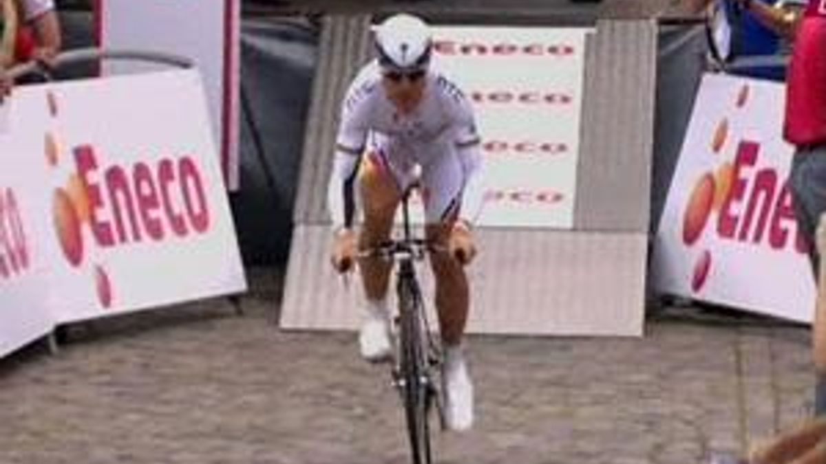 Eneco Tour: норвежець Хаген одягнув білу майку за підсумками розділки