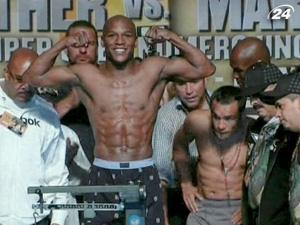 Амир Хан и Флойд Мейверезер встретятся осенью 2012 года