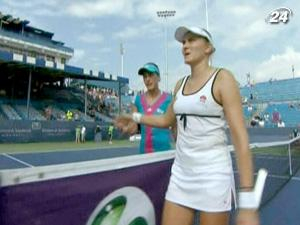 Андреа Петкович уверенно победила Надю Петрову 