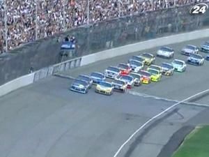 Кайл Буш первым в сезоне сумел выиграть четыре гонки Кайл Буш первым в сезоне сумел выиграть четыре гонки