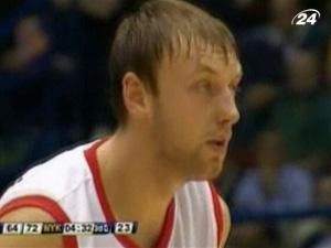 Олексій Печеров підписав контракт із "Азовмашем" Олексій Печеров підписав контракт із "Азовмашем"