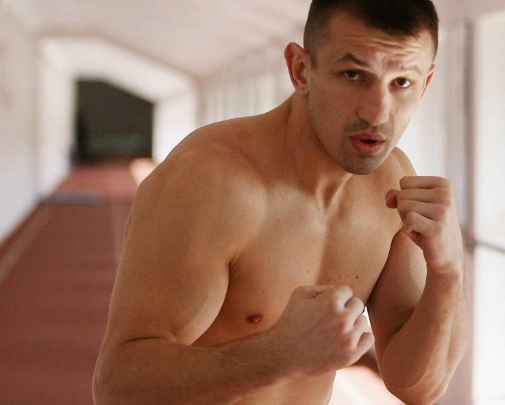 Адамек не планує міняти промоутера Адамек не планує міняти промоутера