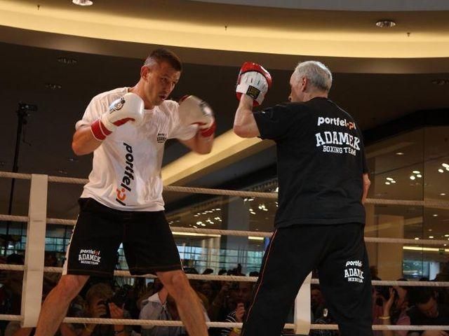 Відкрите тренування Кличка і Адамека. Фото Відкрите тренування Кличка і Адамека. Фото