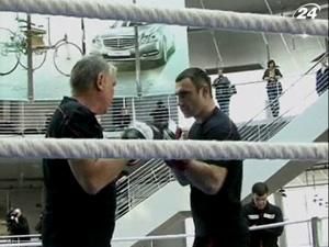 Виталий Кличко готов встретиться с Дэвидом Хэем Виталий Кличко готов встретиться с Дэвидом Хэем