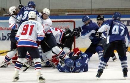 Стартует первый профессиональный чемпионат Украины по хоккею