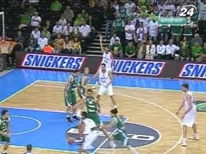 Сборная Испании седьмой раз подряд пробилась в полуфинал Евробаскета Сборная Испании седьмой раз подряд пробилась в полуфинал Евробаскета