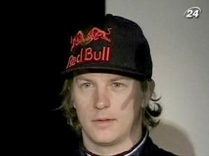 Кімі Ряйконен відвідав базу Williams F1 Кімі Ряйконен відвідав базу Williams F1