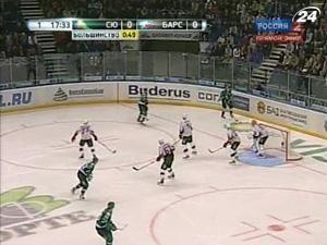 "Салават Юлаев" и "АК Барс" забросили 9 шайб "Салават Юлаев" и "АК Барс" забросили 9 шайб