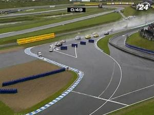 Матиас Экстрем одержал вторую победу в трех последних гонках