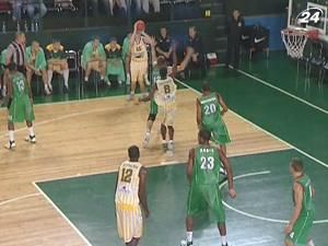 Баскетбольный клуб "Киев" впервые за 19 месяцев обыграл "Ферро-ЗНТУ" Баскетбольный клуб "Киев" впервые за 19 месяцев обыграл "Ферро-ЗНТУ"