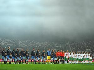 В УЕФА начали рассмотрение расистских выкриков со стороны болгарских фанатов В УЕФА начали рассмотрение расистских выкриков со стороны болгарских фанатов